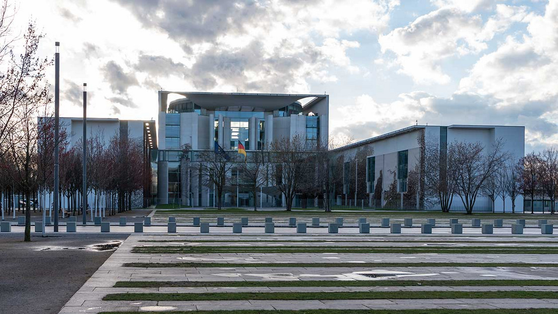 Bundeskanzleramt in Berlin im Winter. 