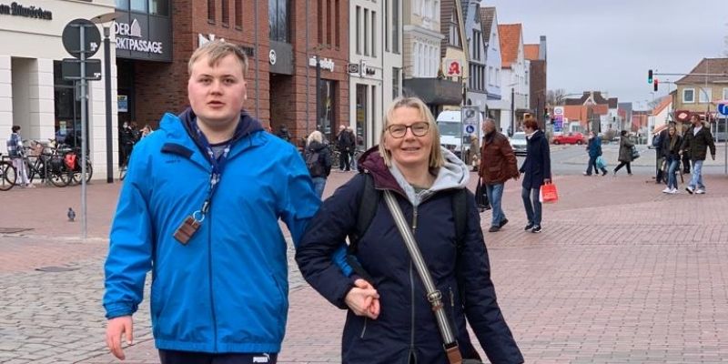 Christiane Plewka mit ihrem Sohn Joost-Max Christiane Plewka mit ihrem Sohn Joost-Max