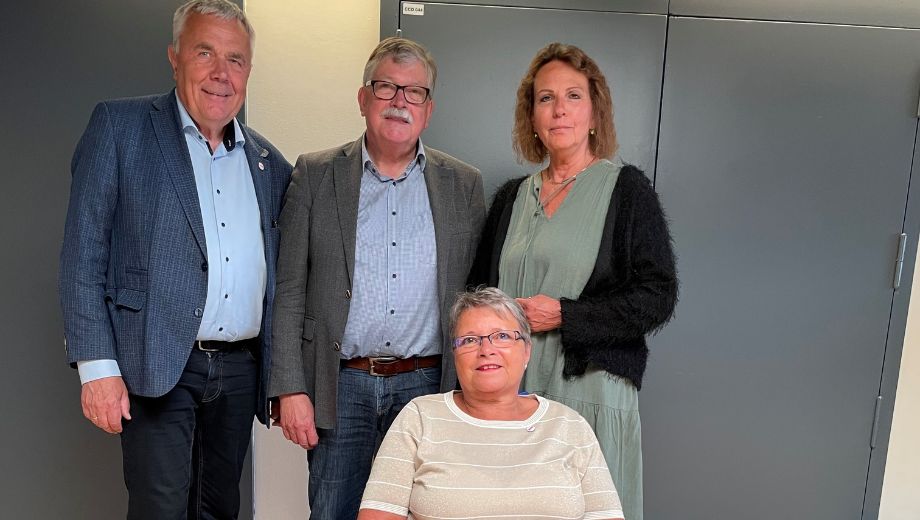 Der Landesvorsitzende Alfred Bornhalm mit seinen Stellvertretern Der Landesvorsitzende Alfred Bornhalm mit seinen Stellvertretern